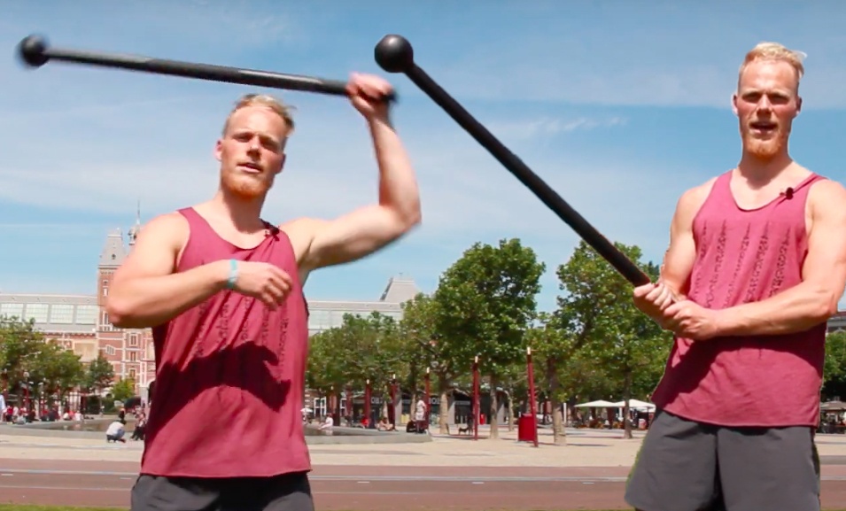 On the left: a one-handed 360. On the right: holding a mace at the end of the handle increases the weight dramatically.